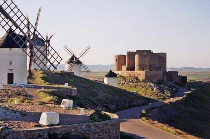 Posada De Los Consules Consuegra Exterior photo